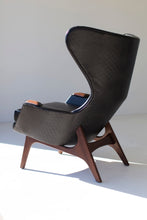 Load image into Gallery viewer, leather-wing-chair-05
