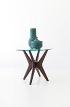 Load image into Gallery viewer, modern-walnut-side-table-01
