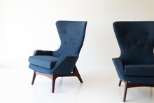 Load image into Gallery viewer, wing-chair-1410-02
